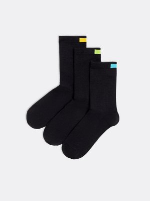 Мультипак высоких мужских носков черного цвета (3 упаковки по 3 пары) с прямоугольной цветной вставкой