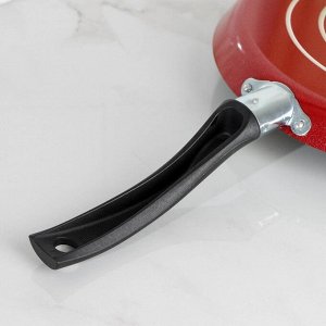 Сковорода блинная Blaze, d=25 см, пластиковая ручка, антипригарное покрытие, цвет красный