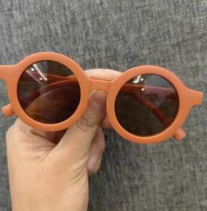 Оранжевые круглые очки
