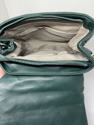 Рюкзак стеганый зеленый