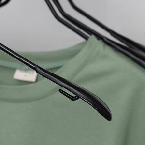 Плечики - вешалки для одежды антискользящие Доляна, 39x20,5 см, 5 шт, цвет чёрный