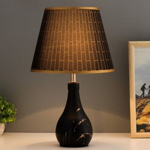 Настольная лампа "Алмедия" Е27 40Вт черный 25х25х43 см RISALUX