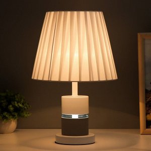 Настольная лампа Аурика E27 40Вт бело-серые 25х25х41 см RISALUX