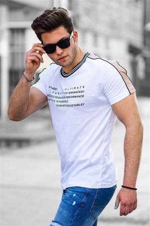 Белая мужская футболка с принтом 4530