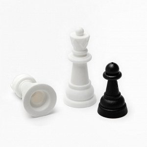 Настольная игра 2 в 1: шашки 24 шт, шахматы 32 шт, поле 21 х 21 см