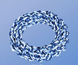 Игрушка для собак "плетеное кольцо", цвет синий/голубой