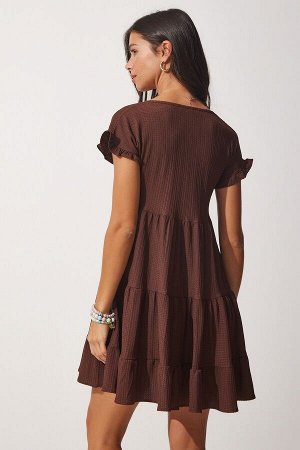 Женское коричневое летнее расклешенное трикотажное платье с v-образным вырезом и воланами DZ00079