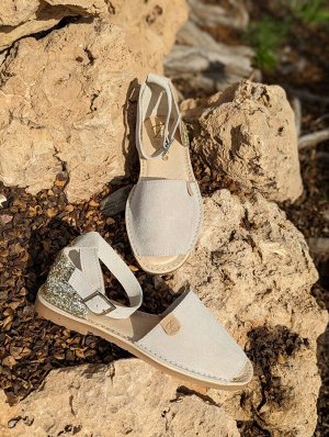 АБАРКАСЫ - ZAPATOS AB.Zapatos · 966 · CRUDO