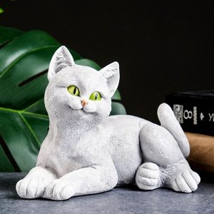 Фигурка гипс «Кошечка лежит», белая, 18x13x13 см