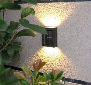 Светильник на солнечной батарее Sensor Solar Wall Light