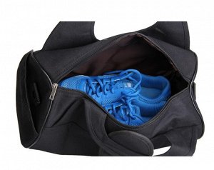 Стильная спортивная сумка среднего размера