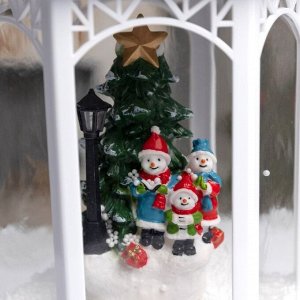 Светодиодная фигура «Фонарь со снеговиками и ёлкой» 20 x 27 x 20 см, пластик, батарейки ААх3 (не в комплекте), USB, свечение белое