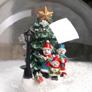 Светодиодная фигура «Шар со снеговиками и ёлкой» 21.5 x 26.5 x 21.5 см, пластик, батарейки ААх3 (не в комплекте), USB, свечение белое