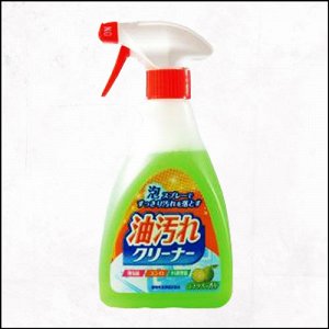 "Nihon Detergent" Очищающая спрей-пена для удаления масляных загрязнений на кухне ( в т.ч. нагоревшего жира), 400 мл
