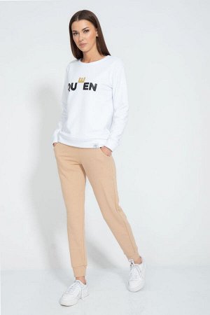 Костюм Костюм Kivviwear 4048405123 белый/бежевый 
Состав: ПЭ-15%; Хлопок-85%;
Сезон: Лето
Рост: 170

Костюм. Классический свитшот с нанесенной апликацией либо цифровой печатью. Брюки средней посадки 