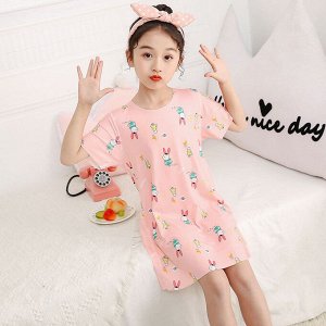 Платье-сорочка с принтом "Кролики" и короткими рукавами для девочки, цвет розовый