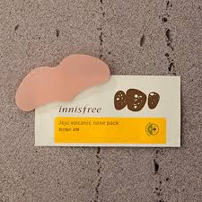 Innisfree jeju volcanic nose pack Очищающий пластырь для носа