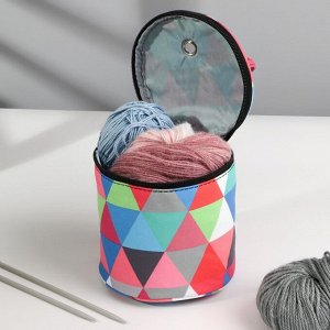 Сумка-футляр «Треугольники», 1 люверс, d=14x14.5 см, разноцветная