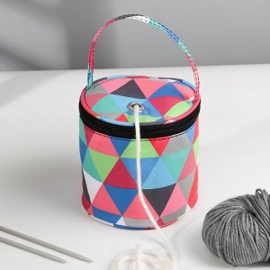 Сумка-футляр «Треугольники», 1 люверс, d=14x14.5 см, разноцветная
