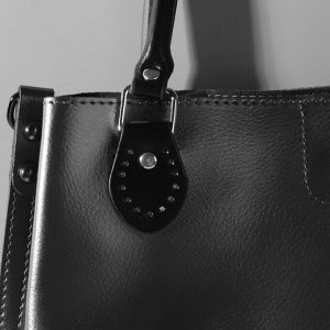 Ручка для сумки, 60 x 1 см, с пришивными петлями 3,5 см, цвет чёрный/серебряный