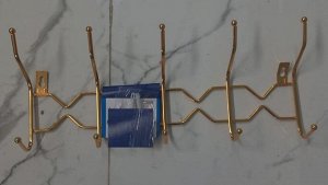 Вешалка металлическая настенная с креплениями 5 крючка