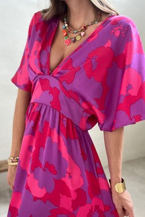Розовое платье-макси с флористическим принтом и разрезом до бедра