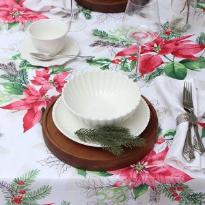 Скатерть новогодняя Доляна "Рождественский букет" 145*300 см, 100% п/э