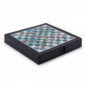 Игра настольная "DELFBRICK" магнитная игра DLN-03 5 в 1 Шашки, шахматы, лудо, змеи и лестницы, нарды