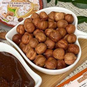 Шоколадная паста из какао-бобов и фундука
