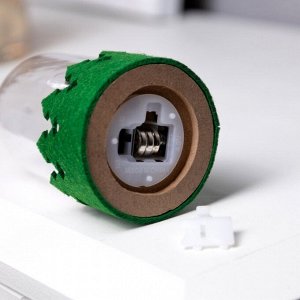 Светодиодная фигура под куполом «Дед Мороз» 6x10x6 см, дерево, батарейки LR1130x3 (в комплекте), свечение тёплое белое