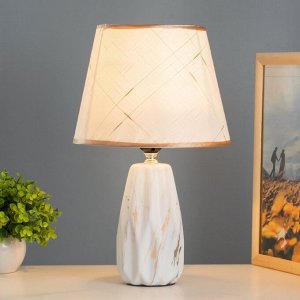 Настольная лампа «Донра» Е27 40 Вт белый золото 22x22x35 см RISALUX