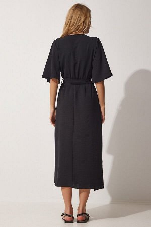 Женское черное платье с запахом, воротником и разрезами по бокам DK00149