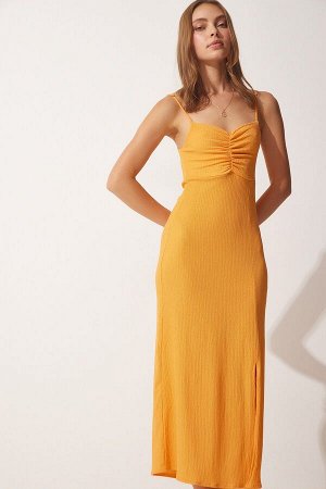 Женское оранжевое летнее трикотажное платье с разрезом на бретельках UB00105