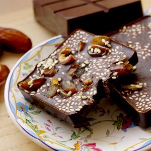 ШОКОЛАД ГОРЬКИЙ "ФИНИК И КУНЖУТ"