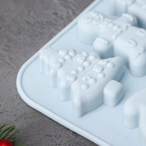 Форма для выпечки новогодняя Доляна «Новогоднее чудо», 18,8?18,3?1,5 см, 11 ячеек, цвет серый