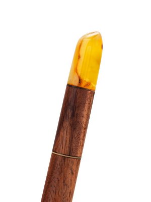 Шариковая ручка из дерева и янтаря с выдвижным механизмом