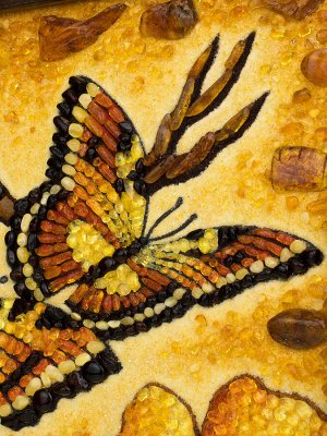 Панно из натурального янтаря «Бабочки»