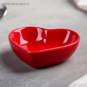 Соусник керамический Доляна «Сердце», 50 мл, 7,5×7 см, цвет красный
