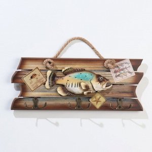 Вешалка настенная «Карасик», крючки декоративные, 30x12 см
