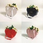 Коробки и стаканы для цветов