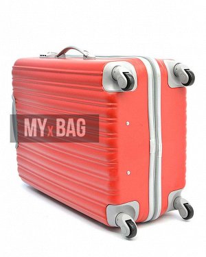 Пластиковый чемодан S Цвет: Красный