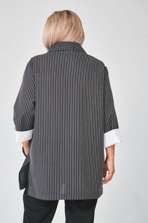 Жакет Цвет:
черный
Состав:
50%ПАН 35%Вискоза 15%Шерсть
Длина изделия:
86 см
Размер модели:
54
Рост модели:
174 см
Жакет из костюмной ткани в полоску, длиной за линию бедер. Модель без подкладки. Приле