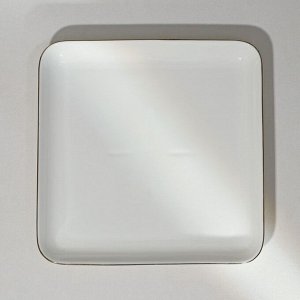 Тарелка фарфоровая квадратная «Золотая линия», 21,5?3,5 см, цвет белый