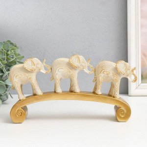 Сувенир полистоун "Три белых слона на дуге, с золотом - слои" 26х5,5х13 см