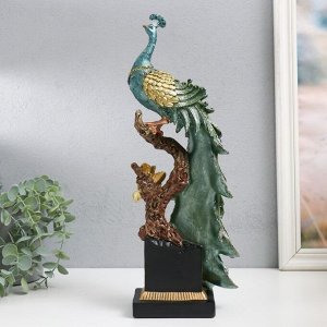 Сувенир полистоун "Павлин с зелёными перьями с золотой обводкой на ветке" 13,5х9х36 см