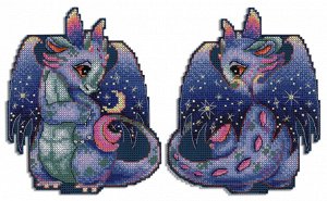 Набор для вышивания крестиком на пластиковой канве Р-891 «Лунный дракон» от торговой марки «Жар-Птица».