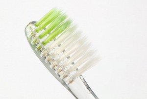 Crystia Зубная щетка серебряным покрытием Tooth Brush Misemo, 1шт