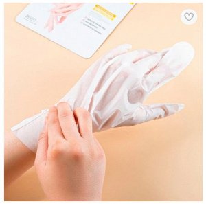 Увлажняющая маска для рук JIGOTT Vita Solution 12 Brightening Hand Care Pack