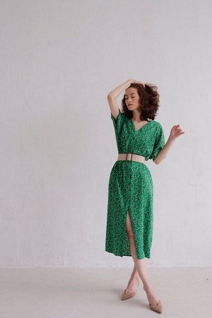 Платье-кафтан зелёное в цветочек (остаток: -)