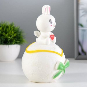 Фигурка светящаяся RISALUX «Зайка на луне», LED-ночник, 1 Вт, 3xLR44, белый, 10x10x17 см